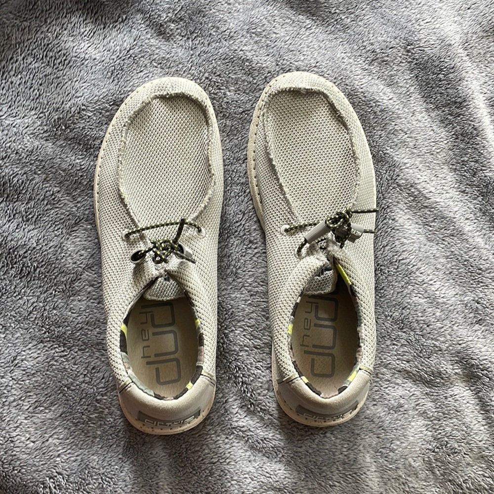 Men’s Hey Dude slide on shoes